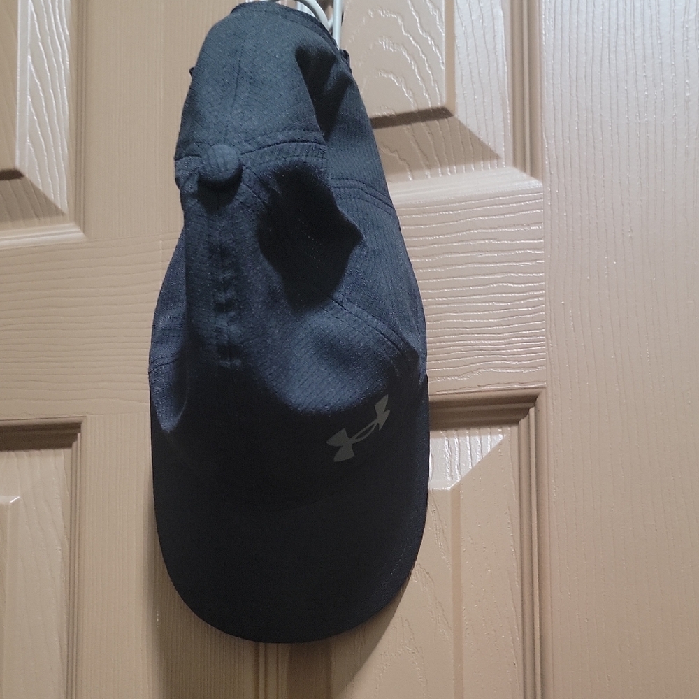 Under Armour Black Cap